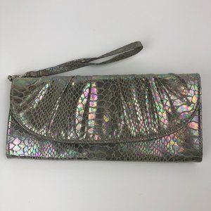 Silver Faux Croc Leather Stylish Wristlet Clutch Glamcore Classic